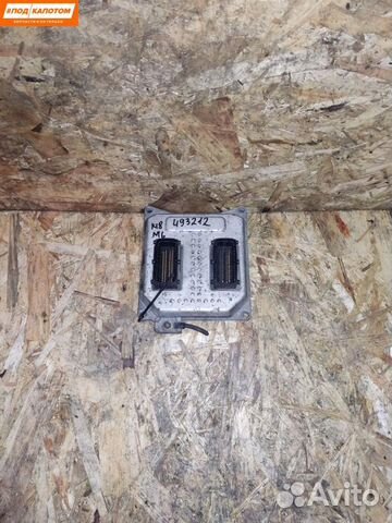 Блок управления двигателем Opel Astra H 55564081