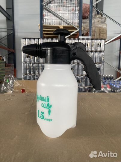 Опрыскиватель помповый садовый