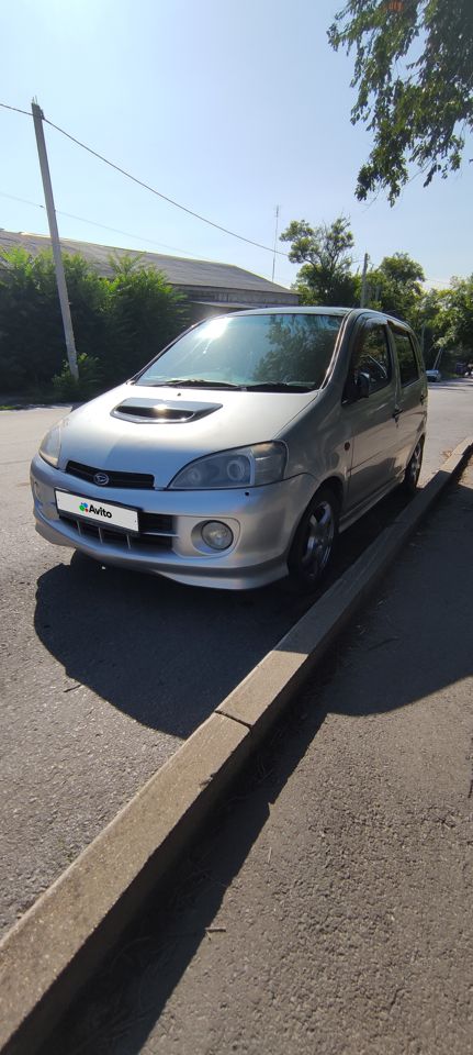 Daihatsu YRV: фото владельца