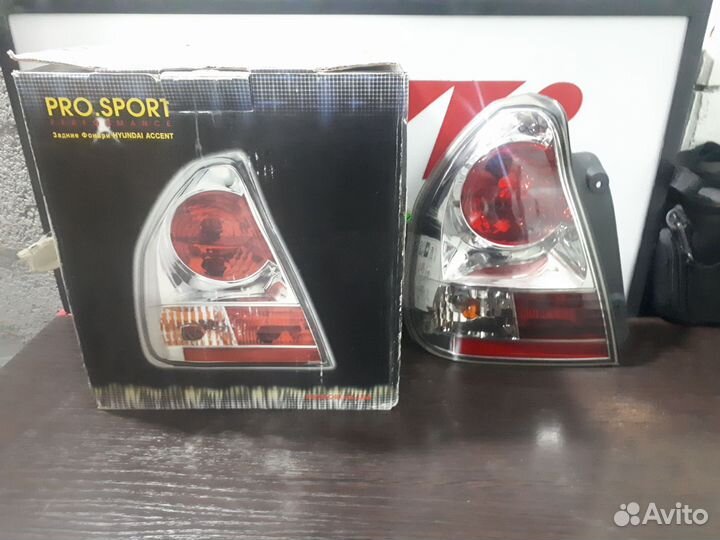 Фонарь задний левый Hyundai Accent