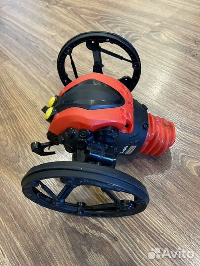 Игрушки на пульте прыгающая