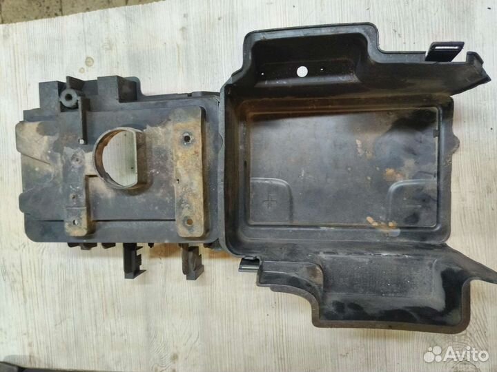 Корпус акб Saab 9-5