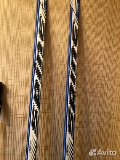 Продам лыжи беговые и ботинки