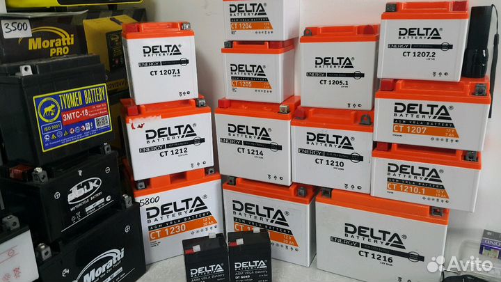 Аккумулятор Delta CT12V на мотоцикл