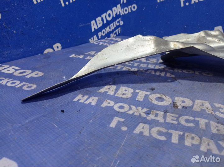 Тепловой экран Bmw E60 седан 2004