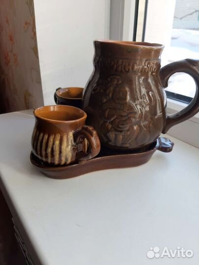 Глиняный кувшин