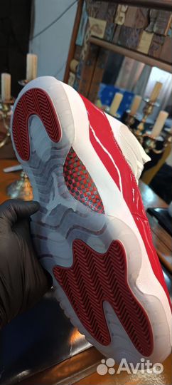 Кроссовки Air Jordan 11 Cherry Giveaway, оригинал