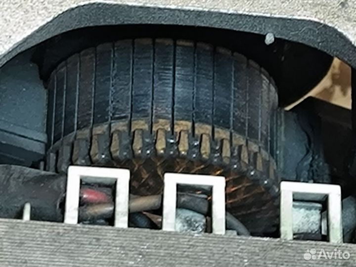 Двигатель мотор стиральной машины Indesit Ariston