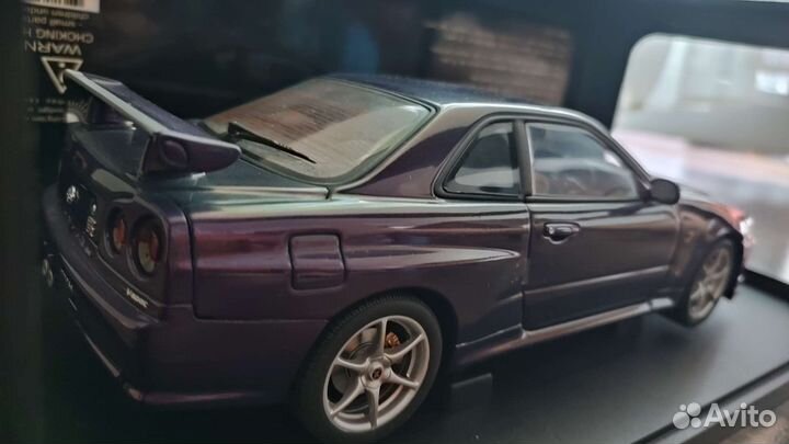 Nissan Skyline R34 GT-R V-Spec 1/18 Autoart