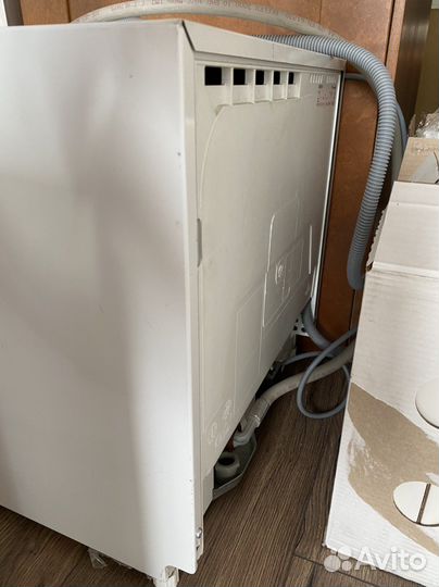 Посудомоечная машина Electrolux 45