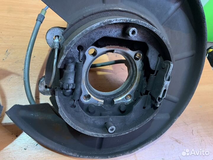 Кулаки задние Bmw x5 e53