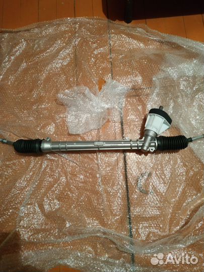 Рулевая рейка заводская Рено Логан без гур