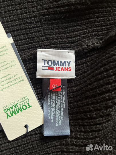 Шапка от Tommy Hilfiger. Новая. Оригинал