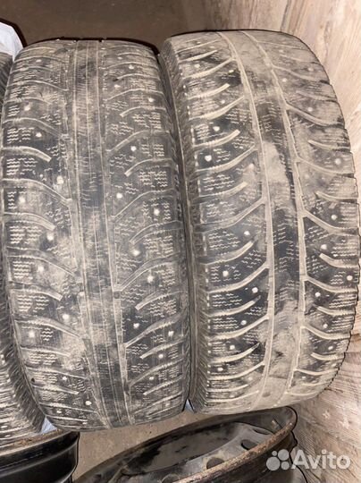 Bridgestone Blizzak LM005 DriveGuard 4.00/15.5 R5