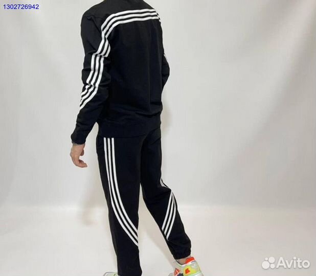 Спортивные костюмы Adidas