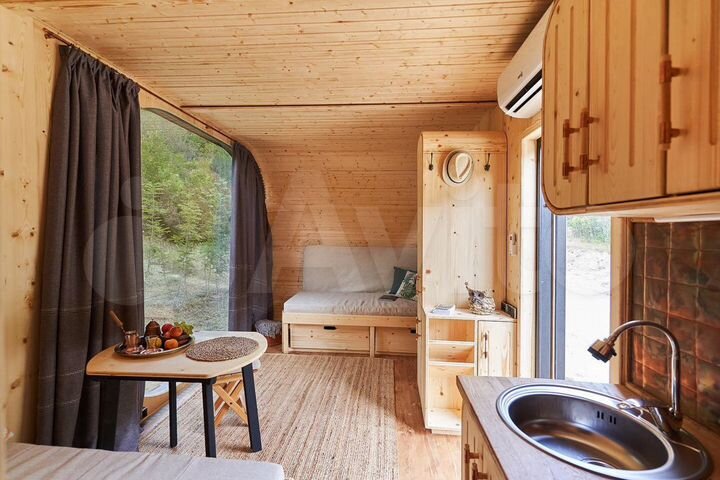 Дом 20 м² на участке 2 сот.