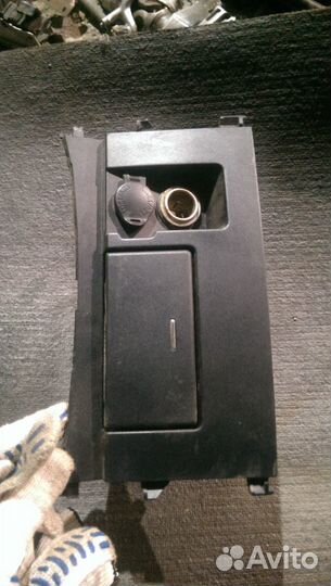 Накладка на центральную консоль (торпеды) Toyota