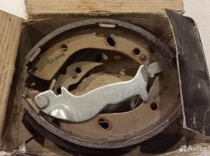 Колодки тормозные Hyundai Getz ETF 09640 180х32 мм