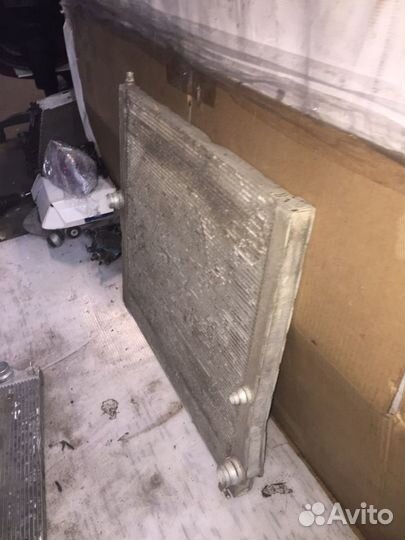 Радиатор охлаждающей жидкости X5 E70 X6 E71 M