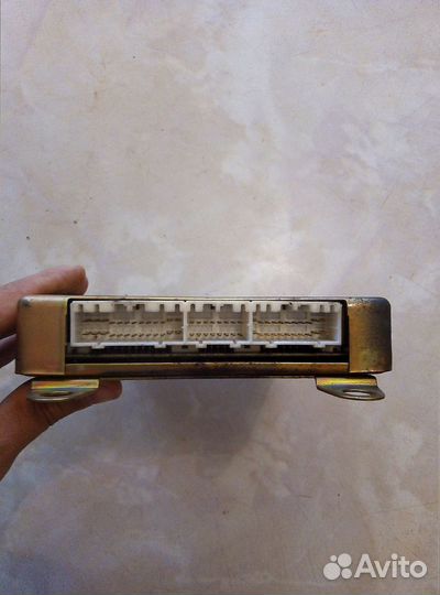 Эбу(мозги) Mitsubishi galant 7