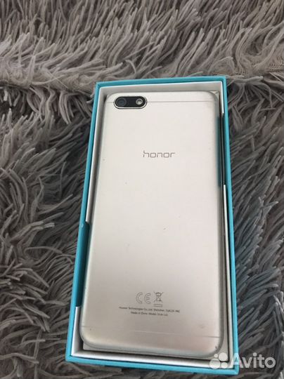 Телефон Huawei