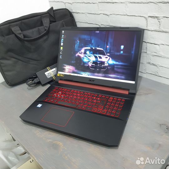 Acer Nitro 17.3