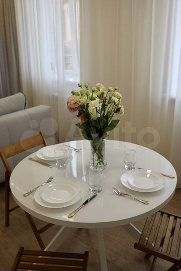 3-к. квартира, 80 м², 1/3 эт.