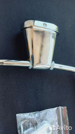 Полотенцедержатель новый