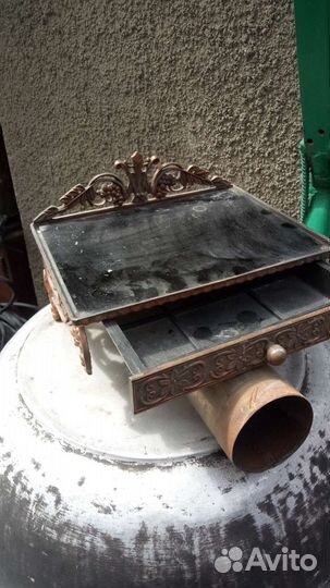 Антикварная полка для ключей и всякой мелочи