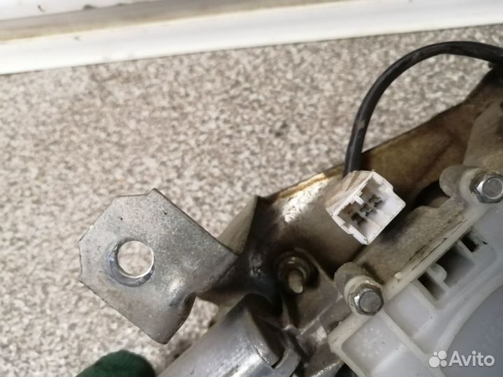 Моторчик стеклоочистителя задний для Fiat Doblo