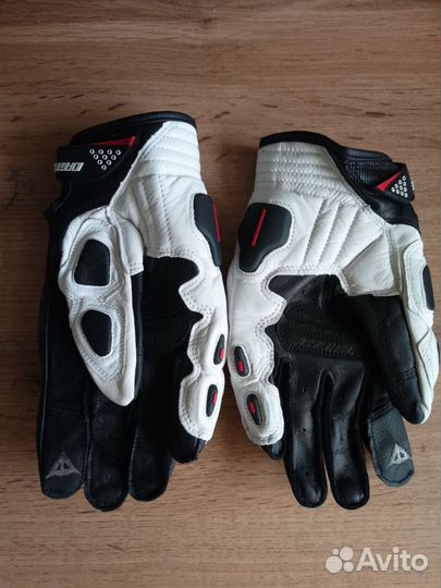 Мотоперчатки Dainese