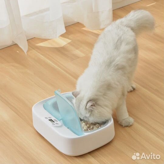 Умная автоматическая кормушка для кошек и собак Pe