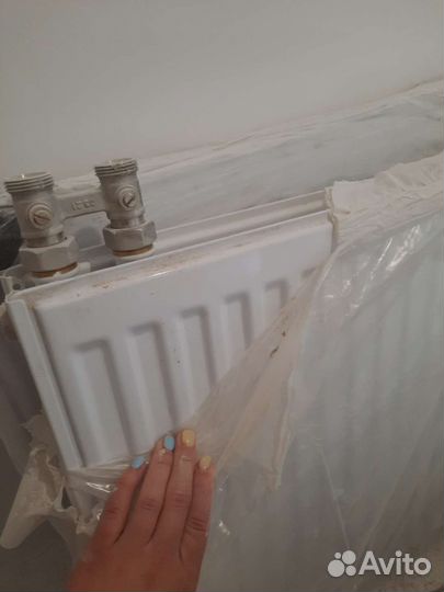 Радиатор водяного отопления (батарея) 2 шт