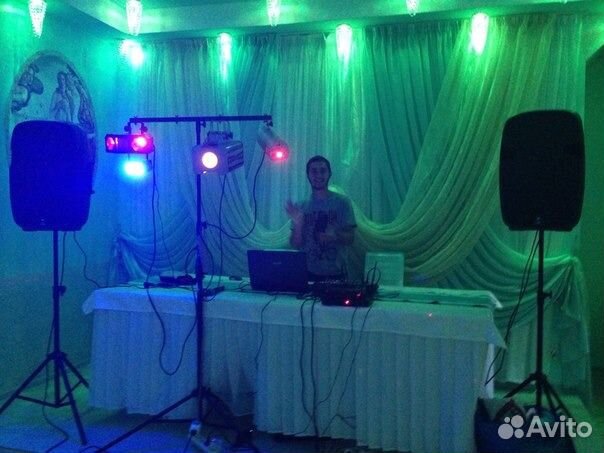 Диджей С базой караоке. проектор+ экран