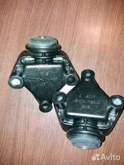 Кронштейн крепления растяжки