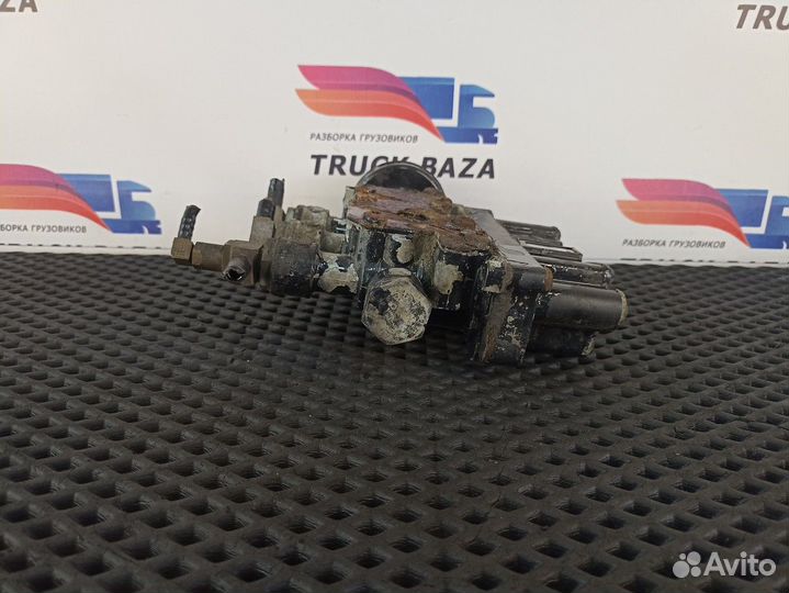 81259026238 Кран уровня пола главный