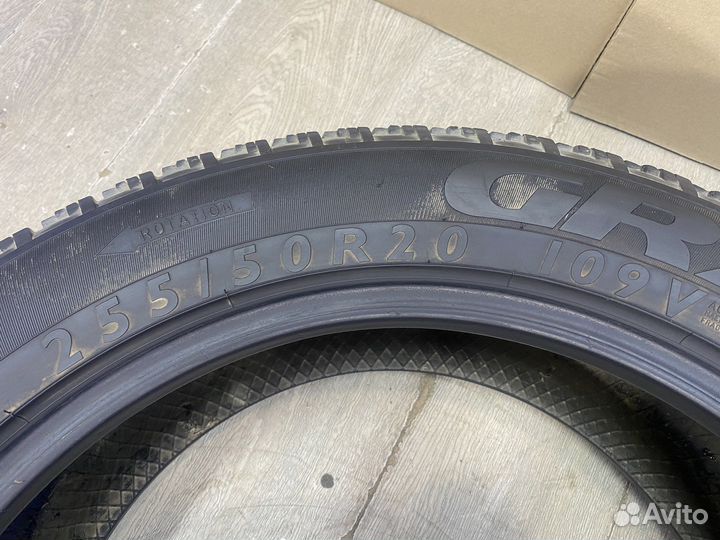 Dunlop Grandtrek ST 8000 255/50 R20