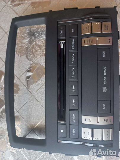 Штатная магнитола на mitsubishi pajero 4