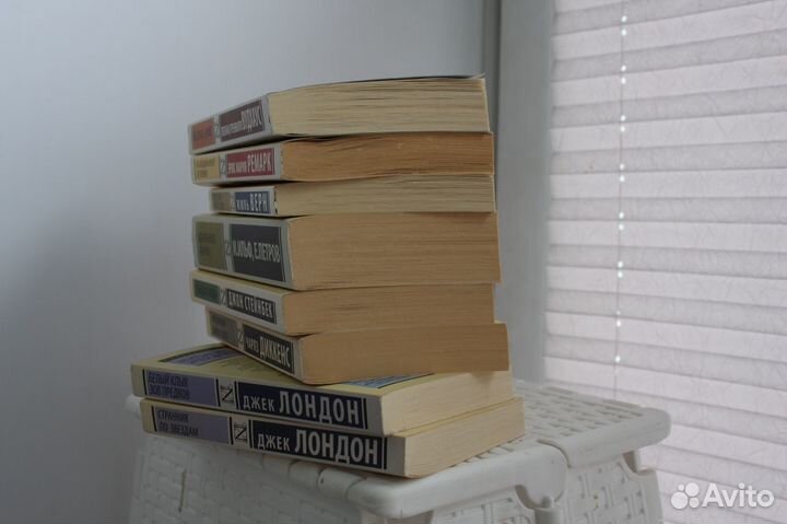 Книги от аст: Эксклюзивная классика