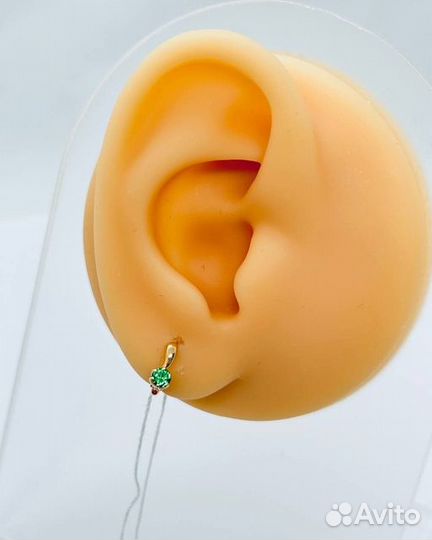 Серьги с синтетическим камнем Золото