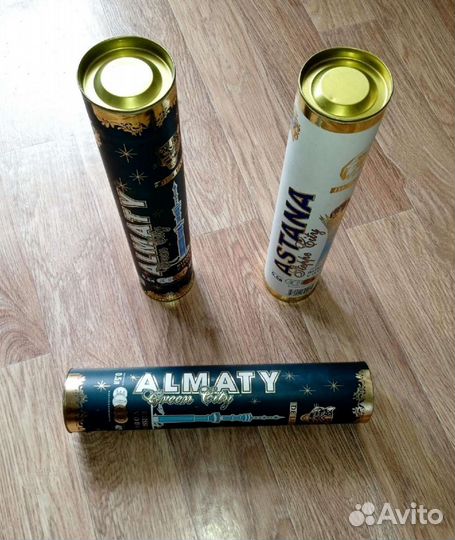 Подарочная коробка-тубус