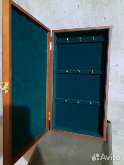 Ключница настенная из дерева