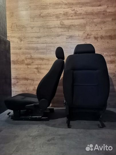 Комплект сидений Форд Мондео 3