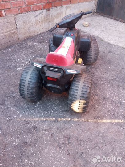 Квадроцикл детский электрический бу