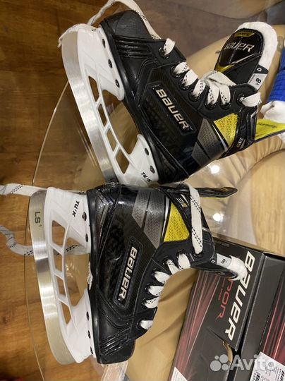 Хоккейная, вратарская детская форма.Коньки