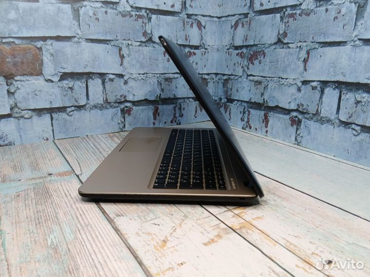 Мощный ноутбук asus intel/4ядра/SSD240/4Gb/HD