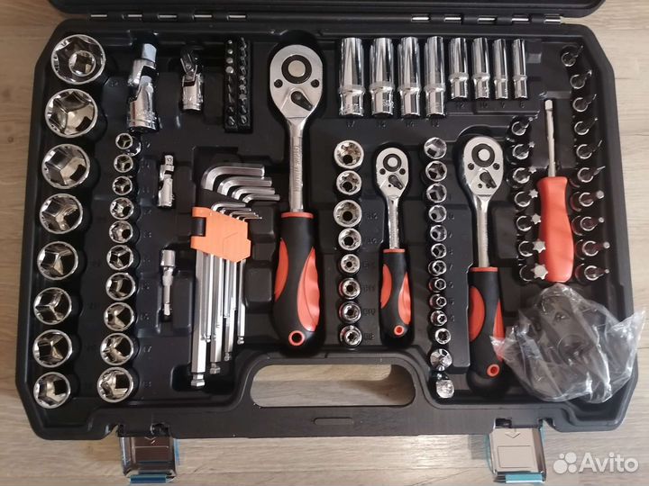 Набор инструментов 121 предмет satvpro