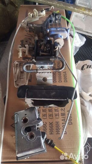 Комплектующие задней правой двери ауди 80 б4