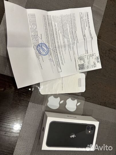 Коробка от iPhone 11 64gb