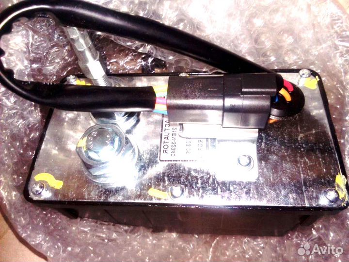 Мотор шаговый hitachi zx350lcn